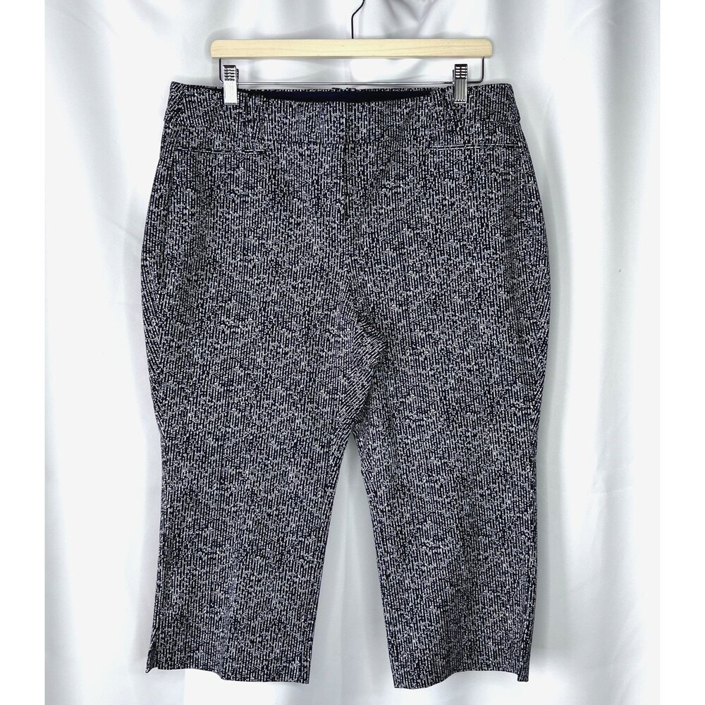 NWT Lane Bryant Women's Petite The Allie Capri Pants Size 14P Navy Blue White